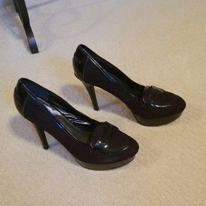 Suede and patent leather heels